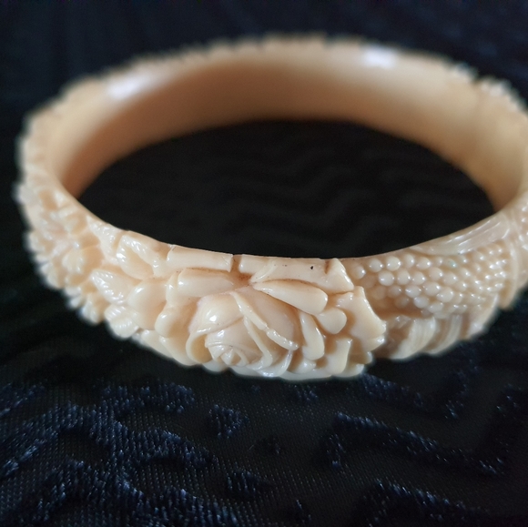 Vintage Celluloid Bracelet - Picture 5 of 7